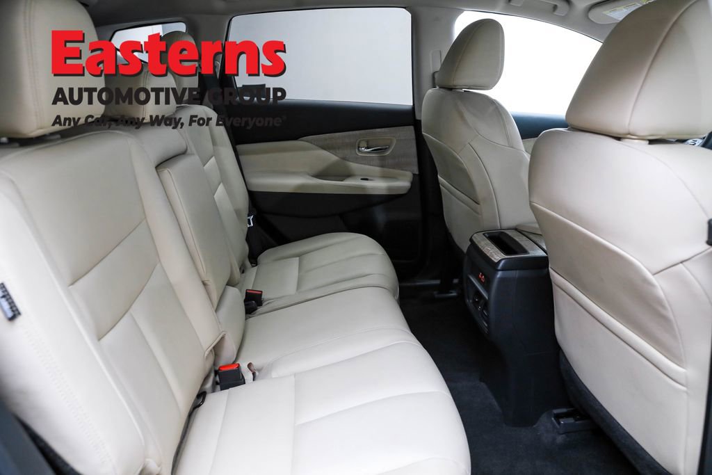 Used 2023 Nissan Murano SV image 21