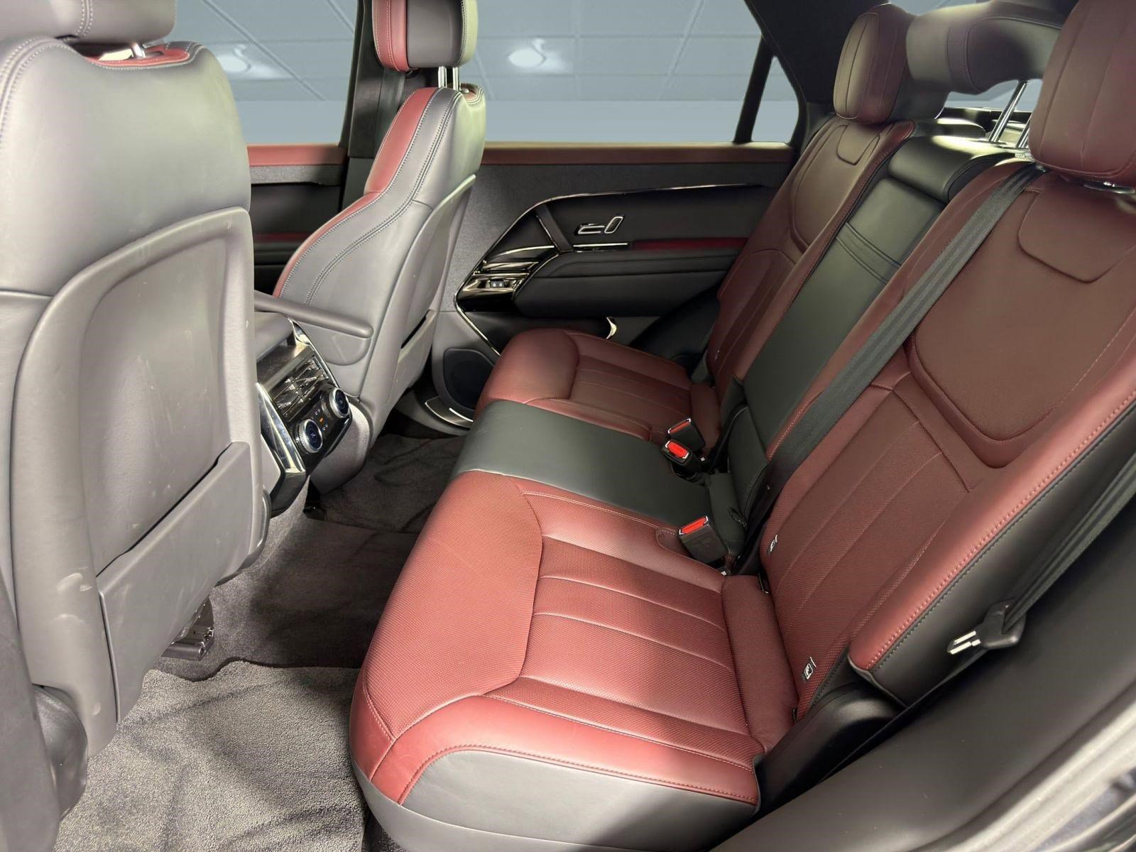 Certified 2024 Land Rover Range Rover Sport Autobiography AWD/4WD image 13