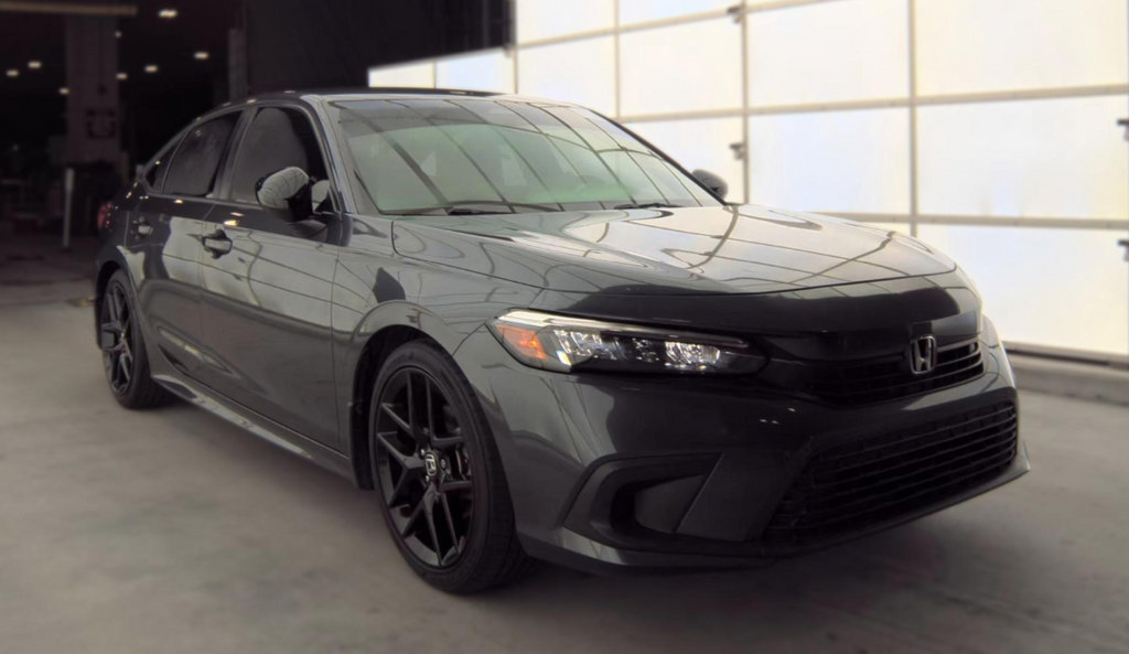 Used 2023 Honda Civic Sport image 4