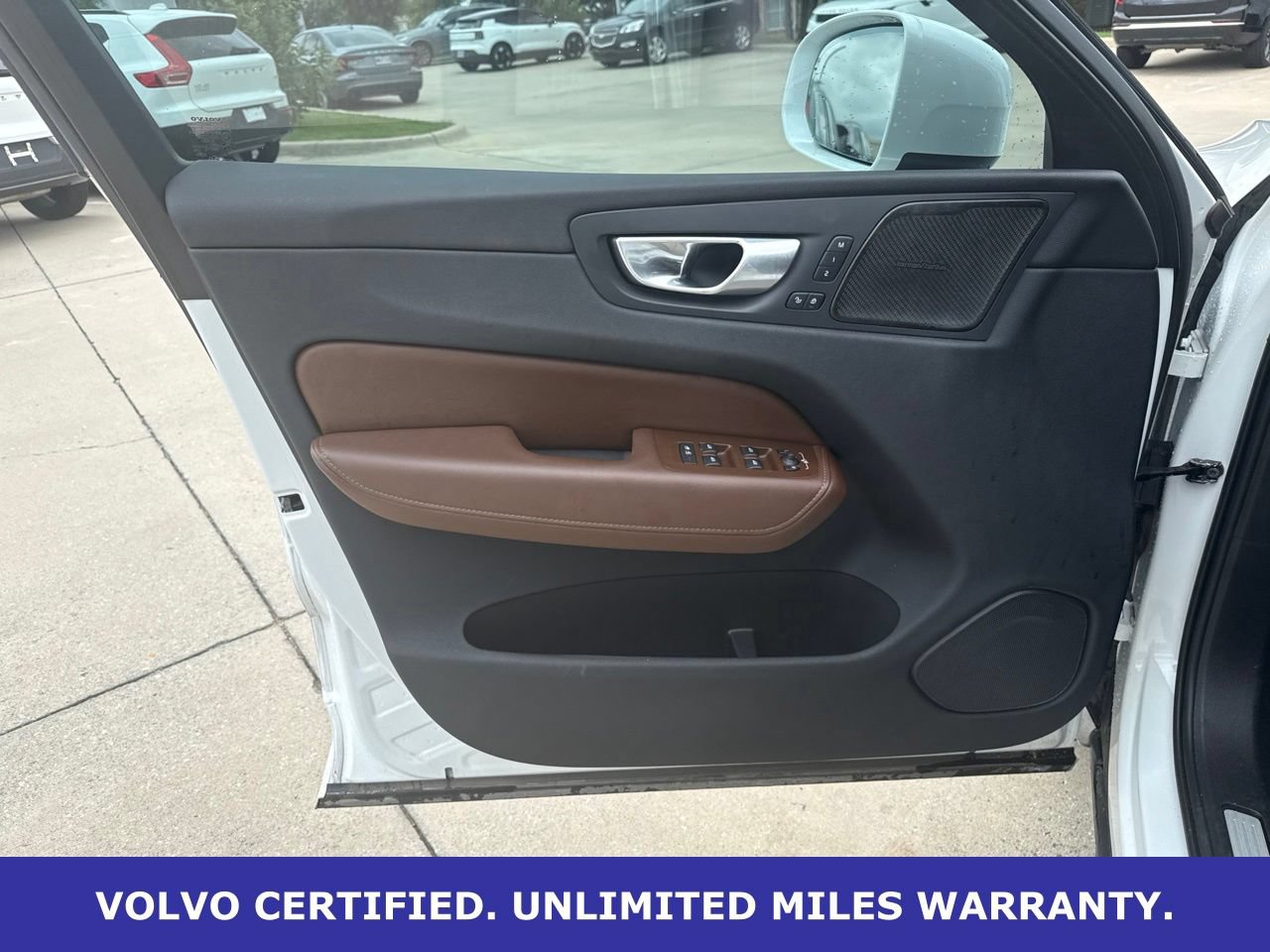 Certified 2023 Volvo XC60 B5 Ultimate w/ Climate Package AWD/4WD image 20