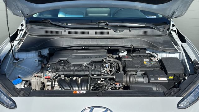 Used 2023 Hyundai Kona SEL AWD/4WD image 17