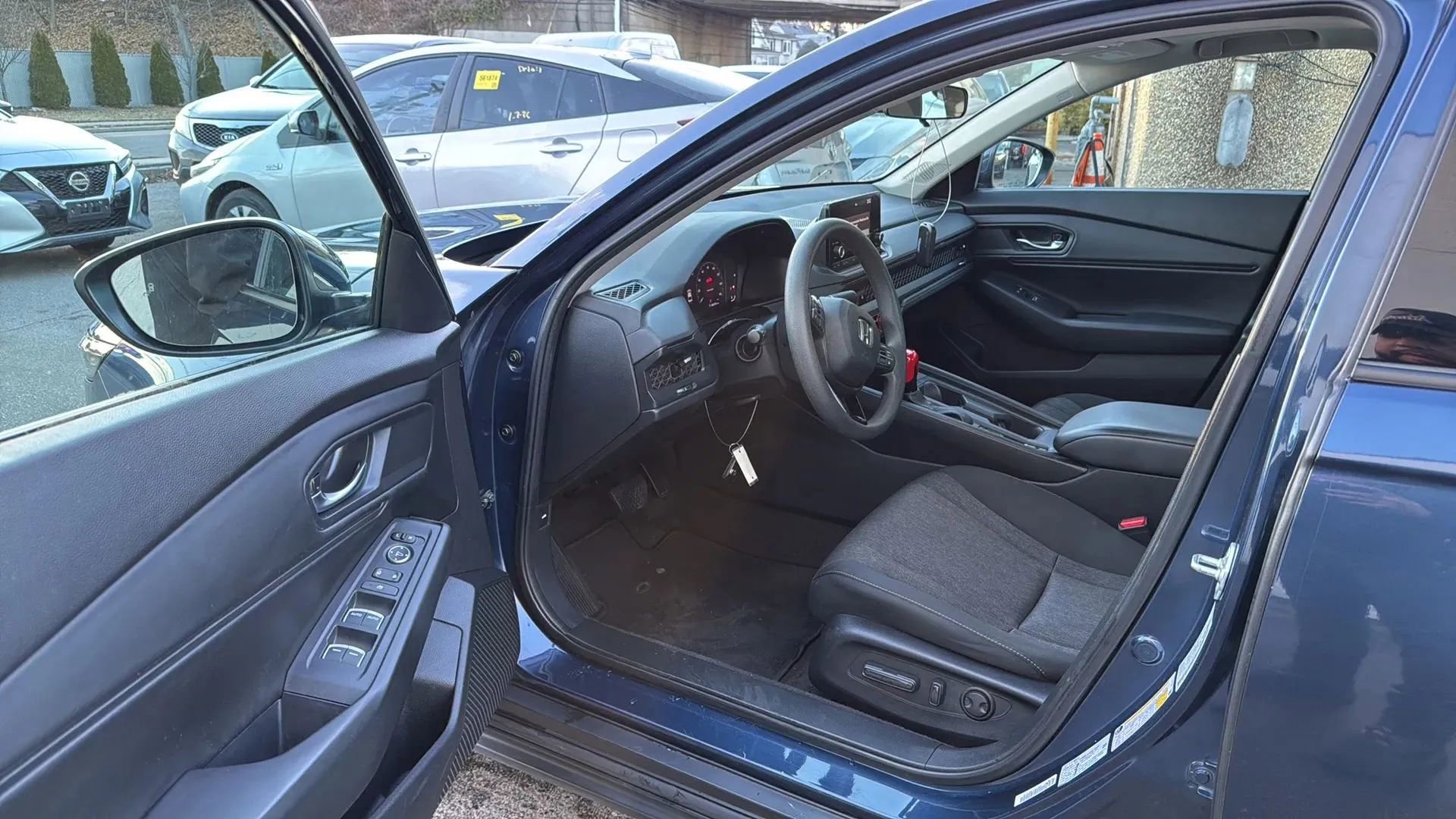 Used 2023 Honda Accord EX image 20