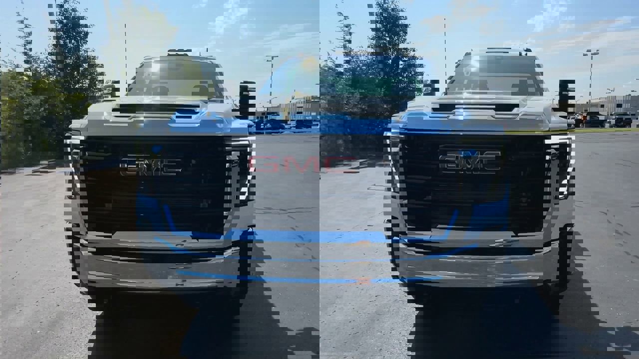 New 2025 GMC Sierra 3500 Pro w/ Convenience Package image 3