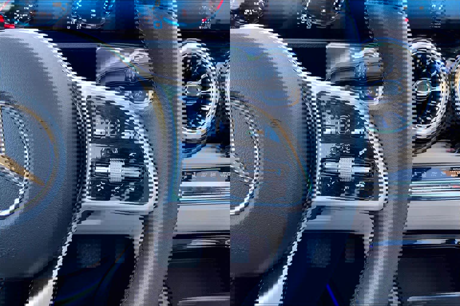 Certified 2022 Mercedes-Benz GLB 250 image 25