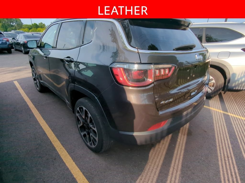 Used 2018 Jeep Compass Limited w/ Navigation Group AWD/4WD image 4