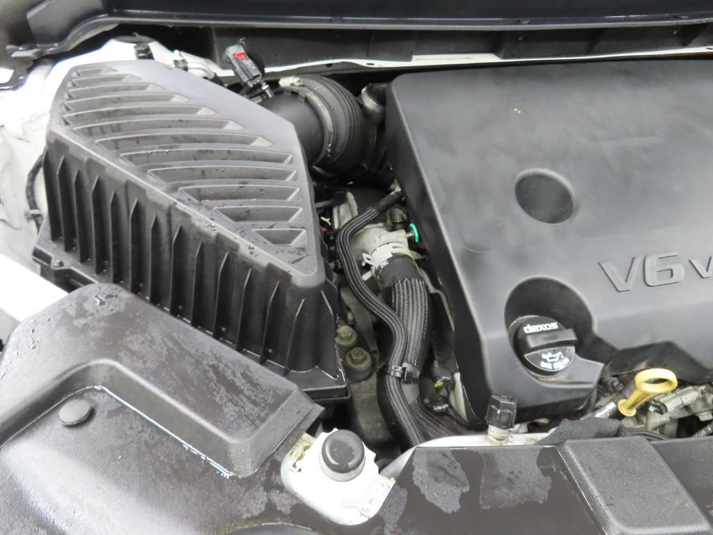 Used 2019 Buick Enclave Essence image 26