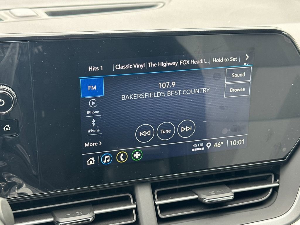 New 2026 Chevrolet Trax LS w/ LS Convenience Package image 17