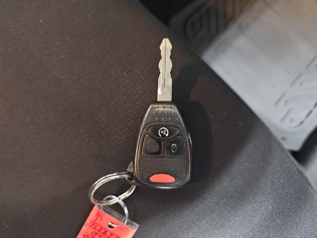 Used 2015 Jeep Wrangler Unlimited Sahara w/ Connectivity Group AWD/4WD image 26