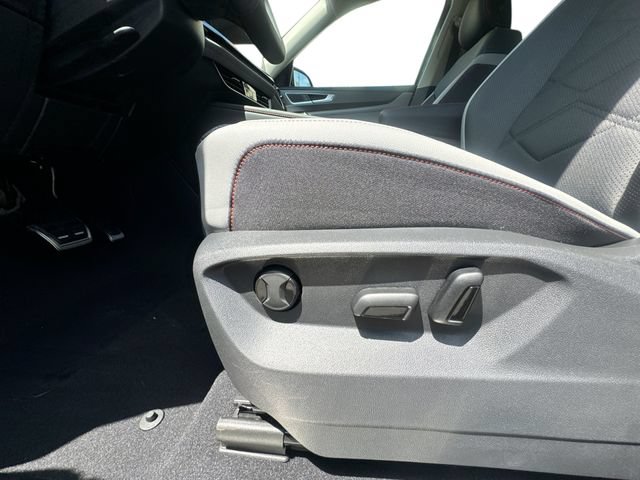 New 2026 Volkswagen Atlas Peak Edition AWD/4WD image 14