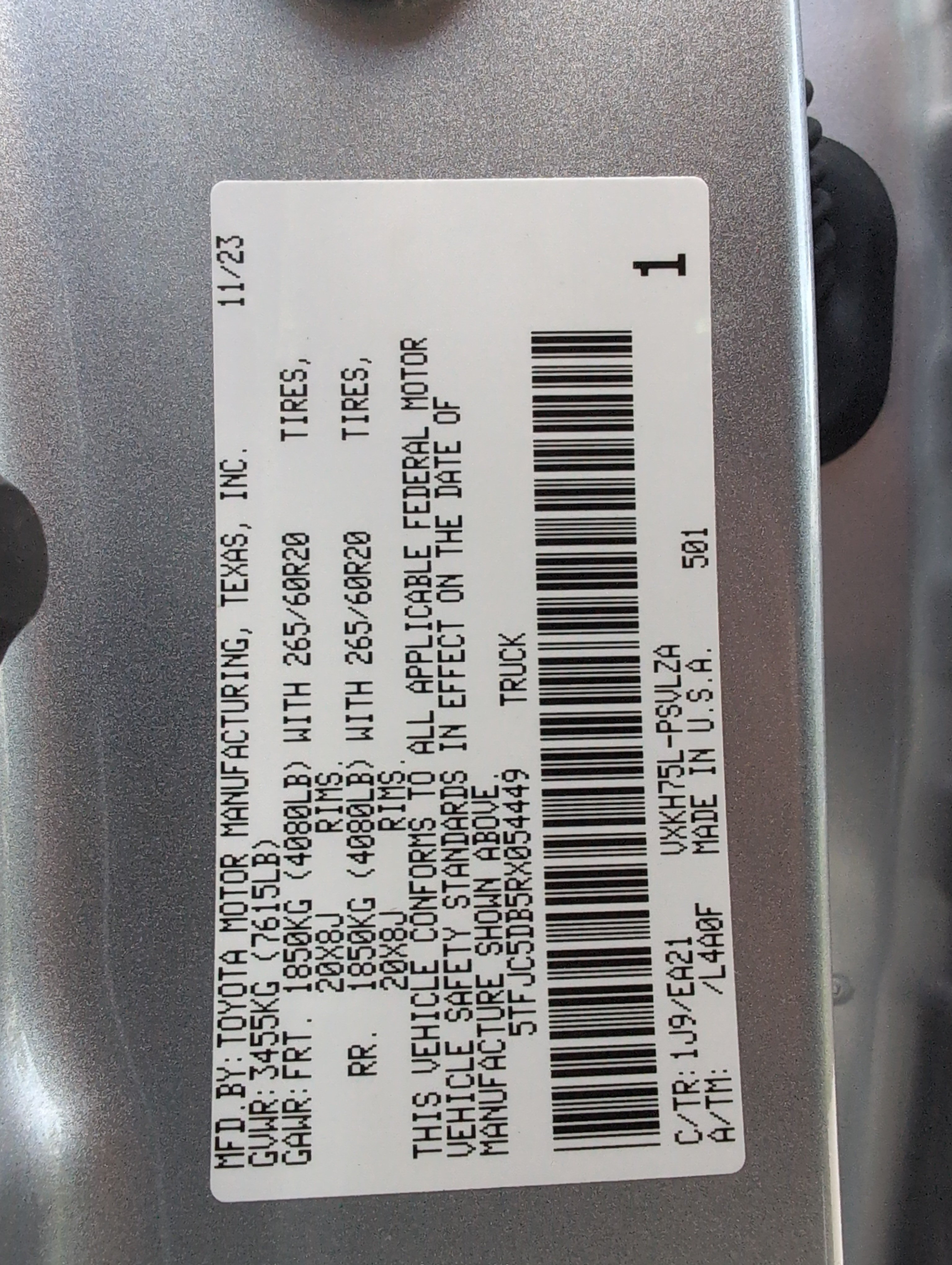 Used 2024 Toyota Tundra Limited AWD/4WD image 35
