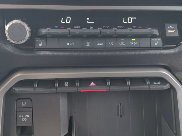 Used 2026 Toyota Tundra SR5 w/ SR5 Premium Package AWD/4WD image 25