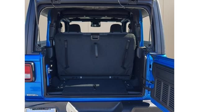 New 2026 Jeep Wrangler Sport AWD/4WD image 15