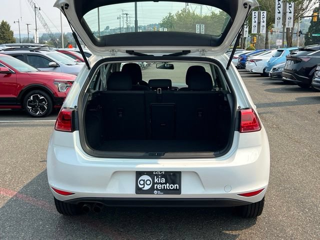 Used 2017 Volkswagen Golf S FWD image 12