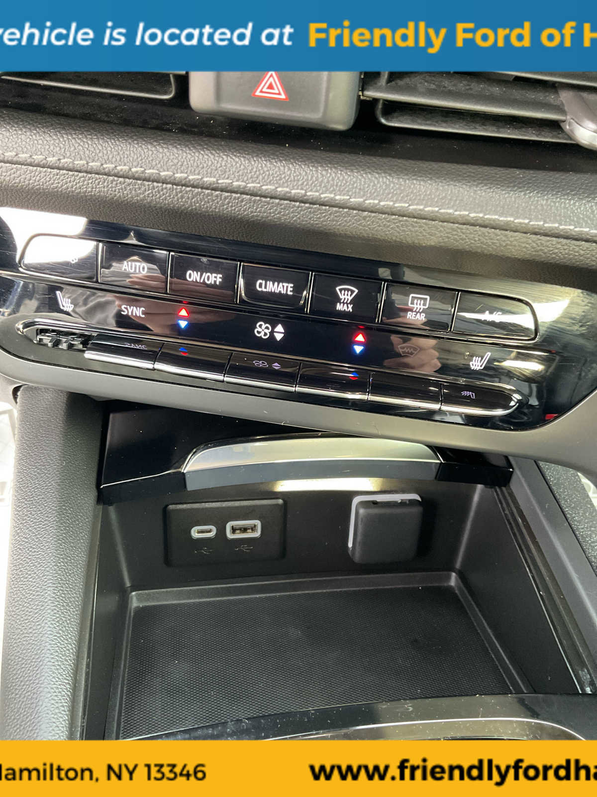 Used 2023 Buick Envision Essence image 25