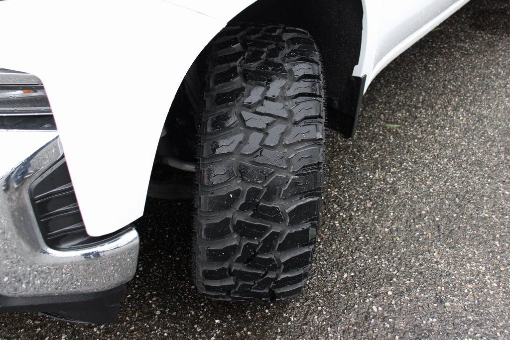 Used 2020 Chevrolet Silverado 1500 LT w/ Texas Edition image 40