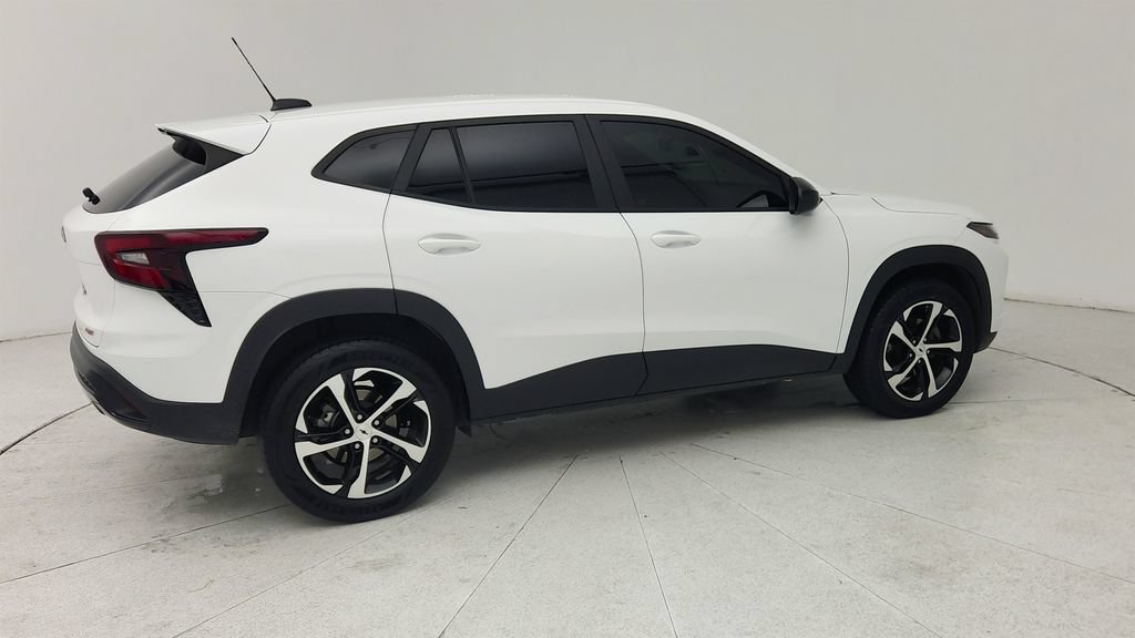 Certified 2024 Chevrolet Trax RS FWD image 7