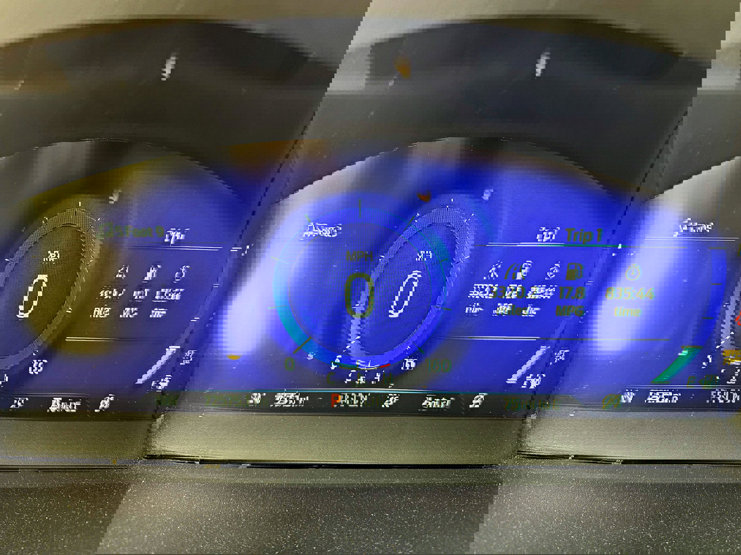 Used 2021 Ford Explorer ST w/ Equipment Group 401A image 15