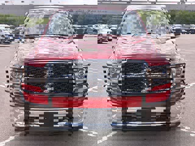 Used 2018 RAM 1500 Classic SLT RWD image 9