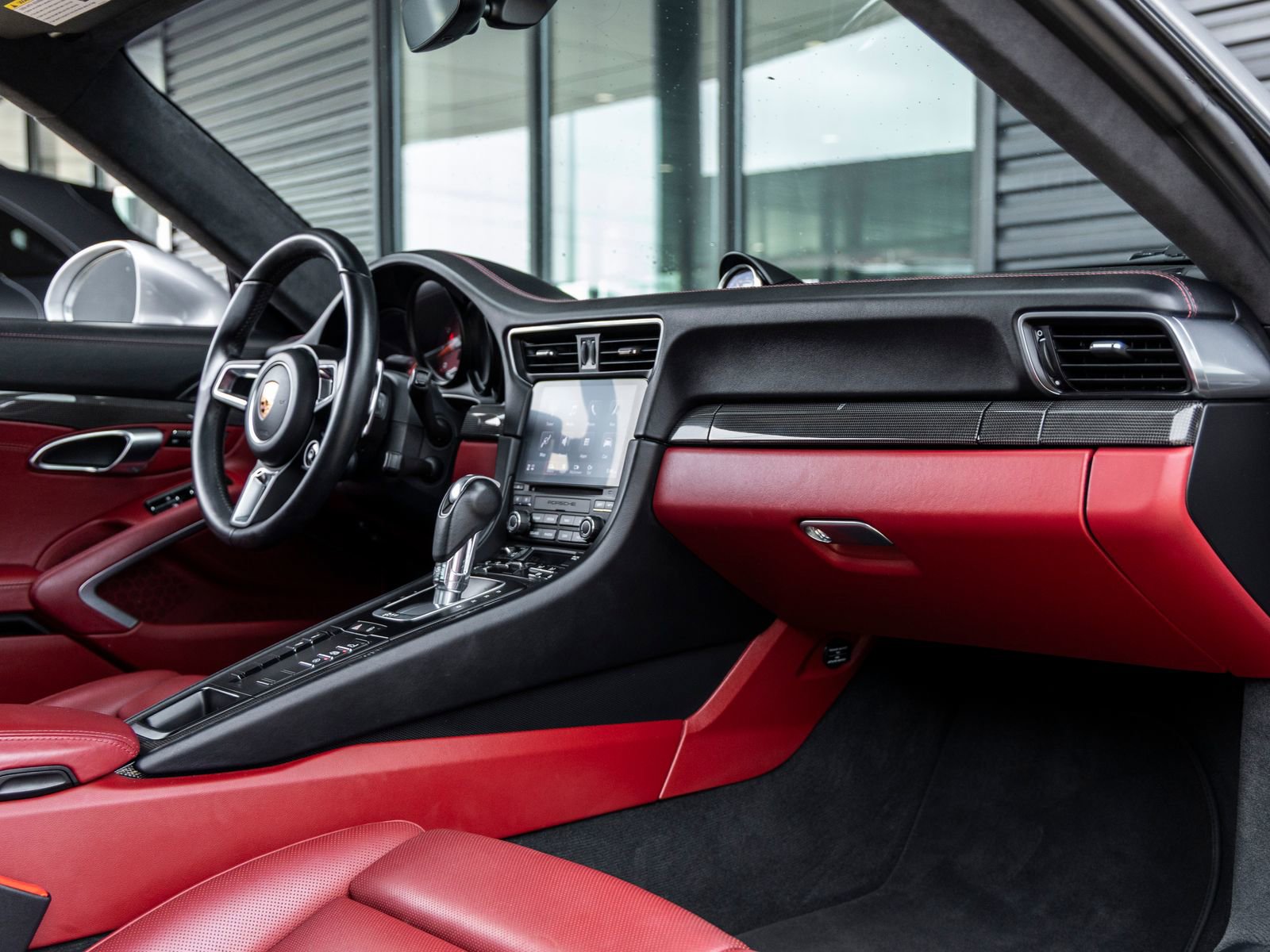 Certified 2018 Porsche 911 Carrera 4S AWD/4WD image 36