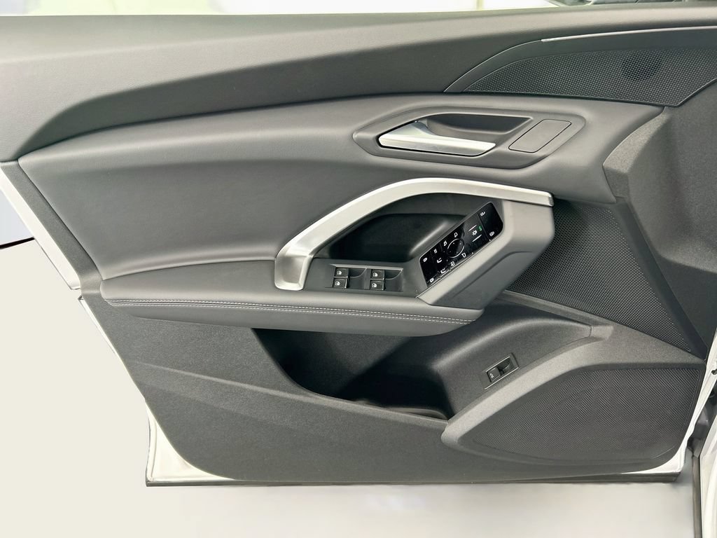 New 2026 Audi Q5 Premium AWD/4WD image 23