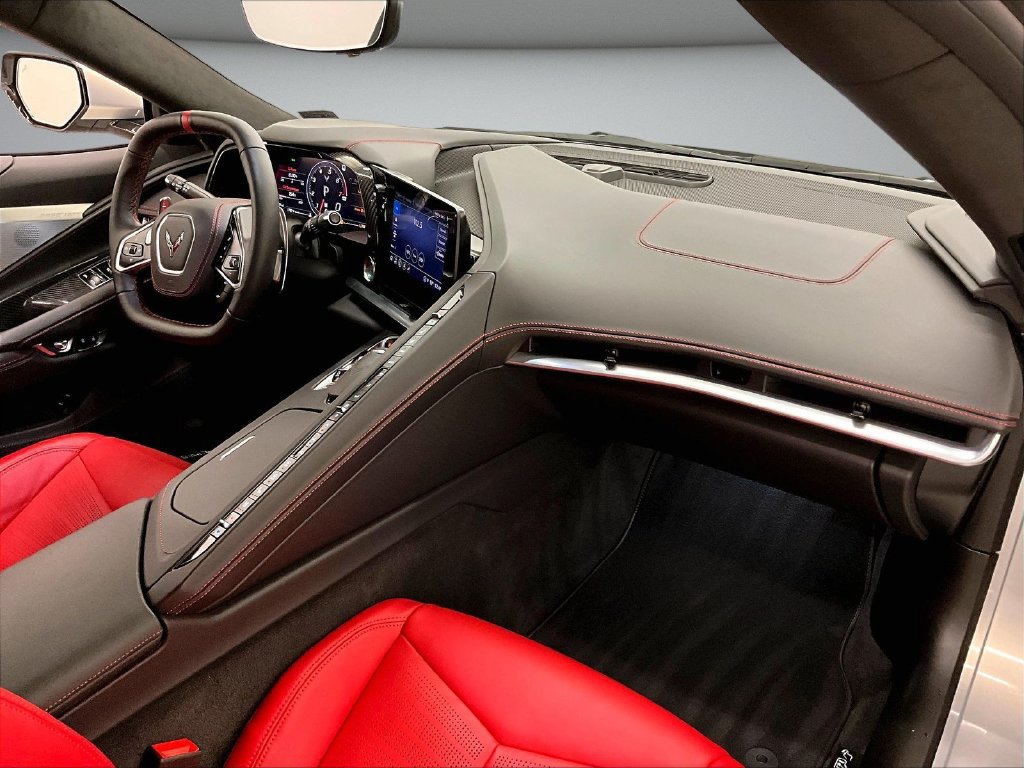 Used 2022 Chevrolet Corvette Stingray Premium Cpe w/ Z51 Performance Package RWD image 23