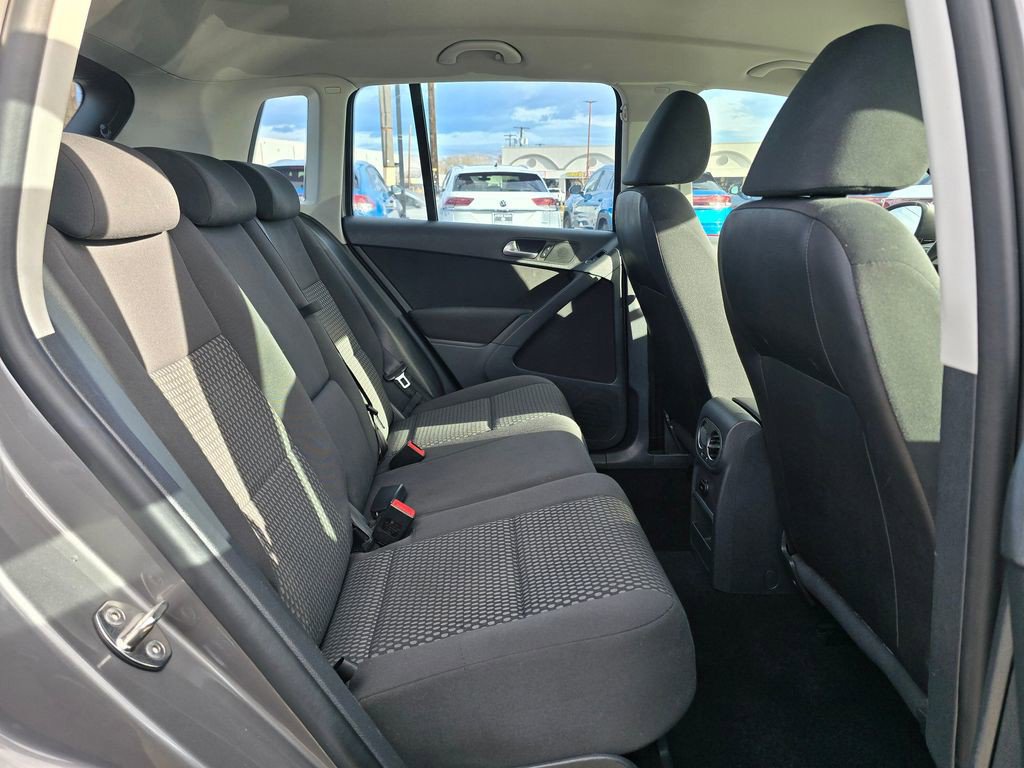 Used 2011 Volkswagen Tiguan S AWD/4WD image 12