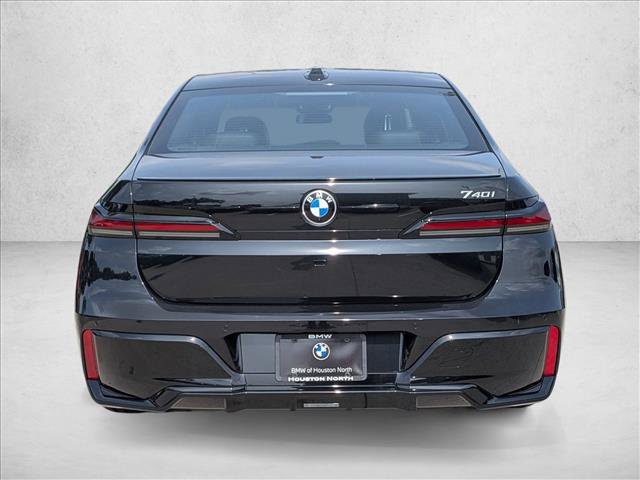New 2026 BMW 740i RWD image 7