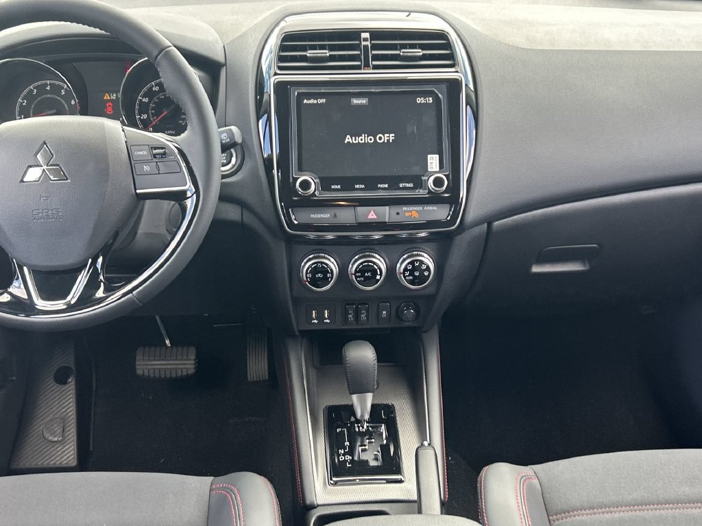 New 2027 Mitsubishi Outlander Sport SE FWD image 15