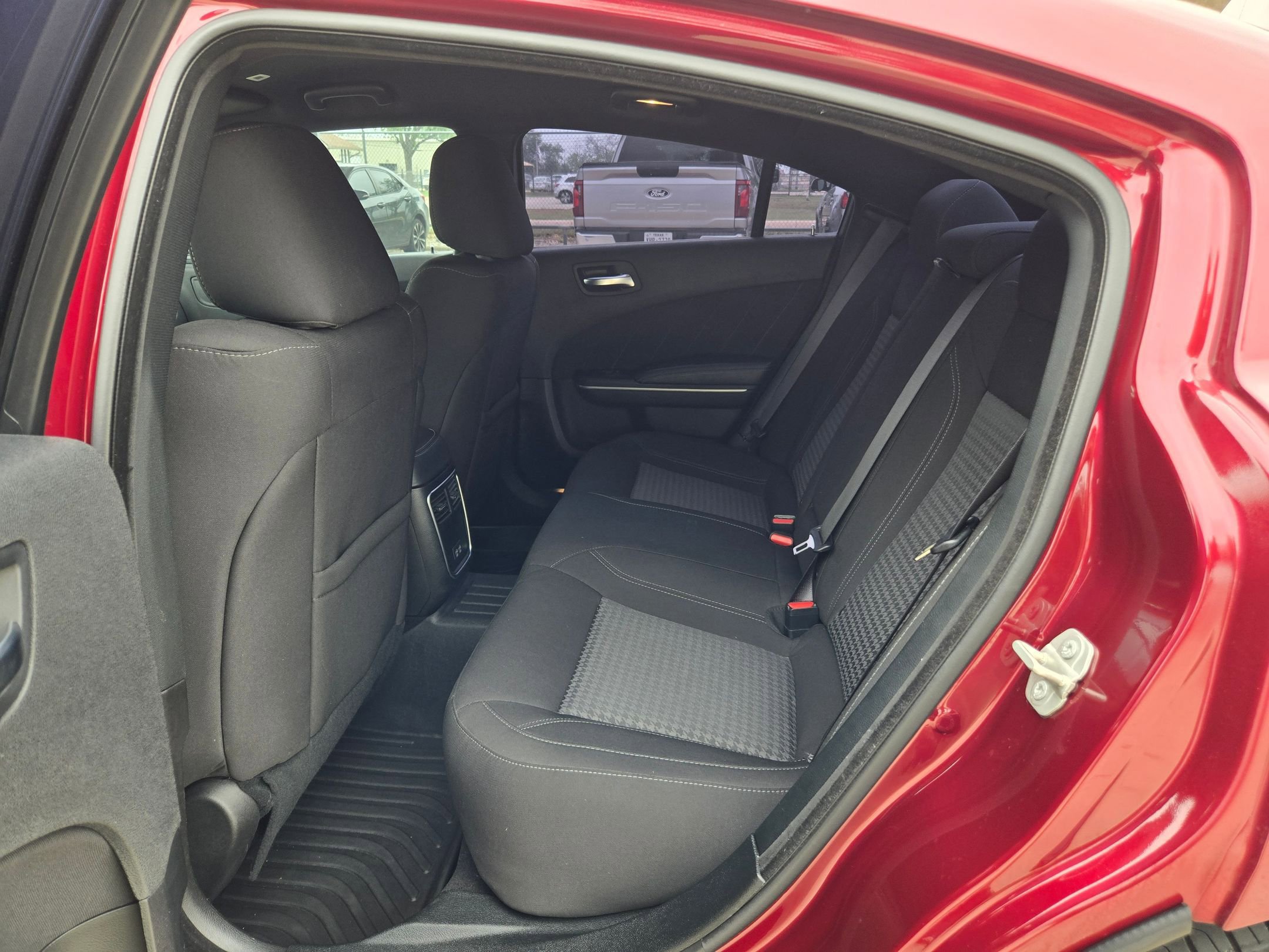 Used 2023 Dodge Charger SXT RWD image 21