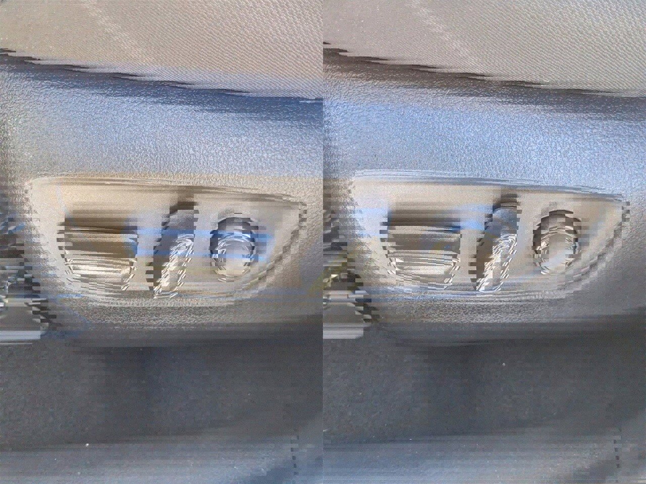 Used 2021 Toyota RAV4 XLE image 21