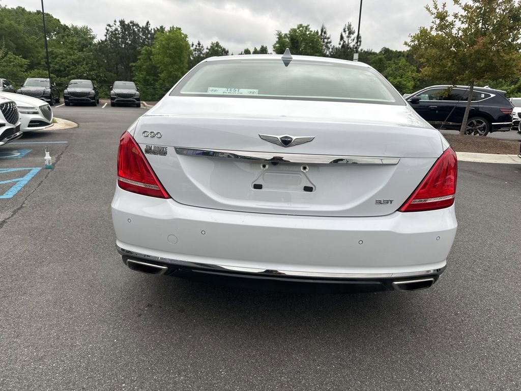 Used 2019 Genesis G90 3.3T Premium RWD image 4