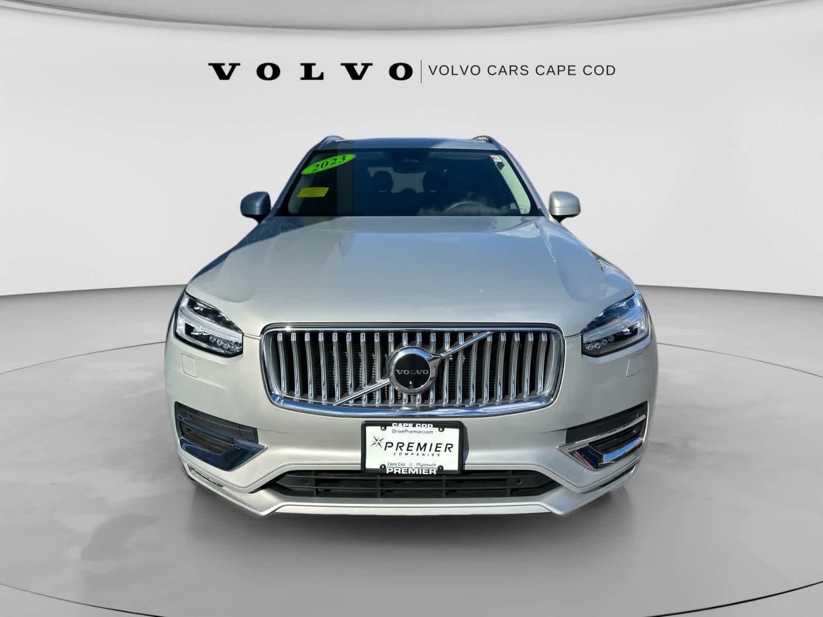 Used 2023 Volvo XC90 B5 Plus w/ Protection Package Premier AWD/4WD image 4