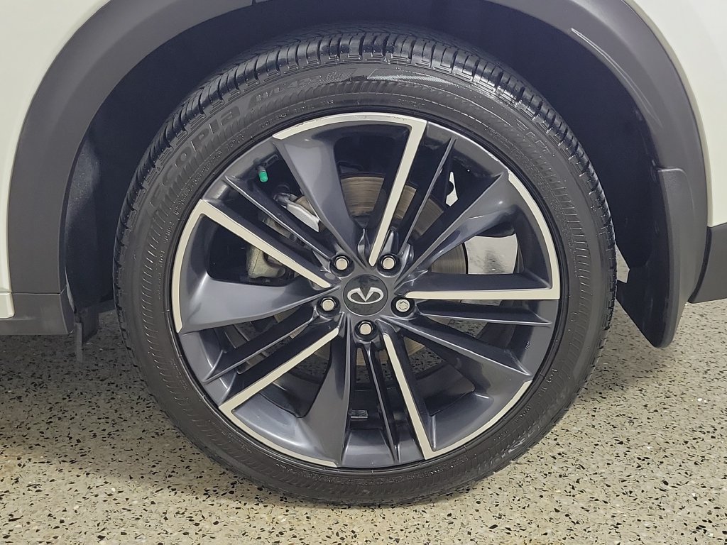 Used 2023 INFINITI QX55 Sensory w/ Lighting Package AWD/4WD image 9