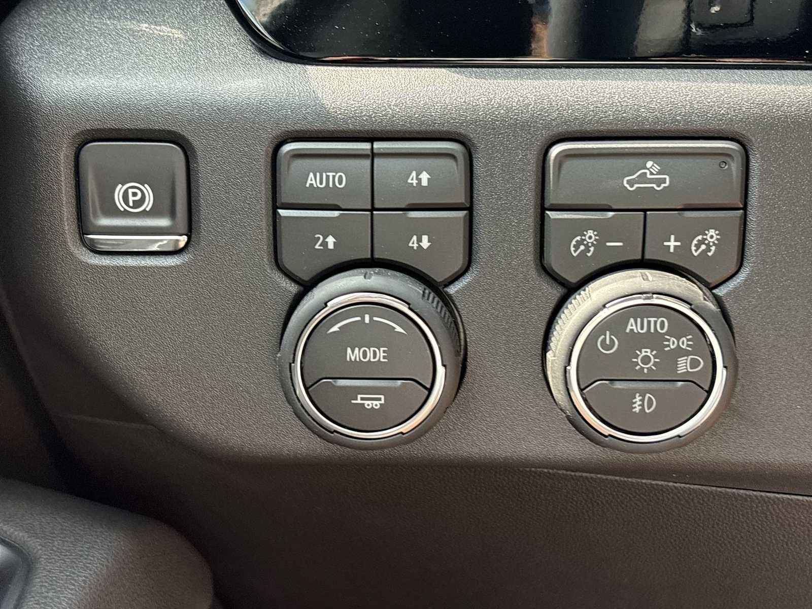 New 2026 Chevrolet Silverado 1500 LT Trail Boss w/ Convenience Package II AWD/4WD image 36