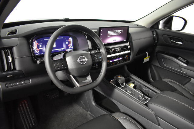 New 2026 Nissan Pathfinder SL AWD/4WD image 13