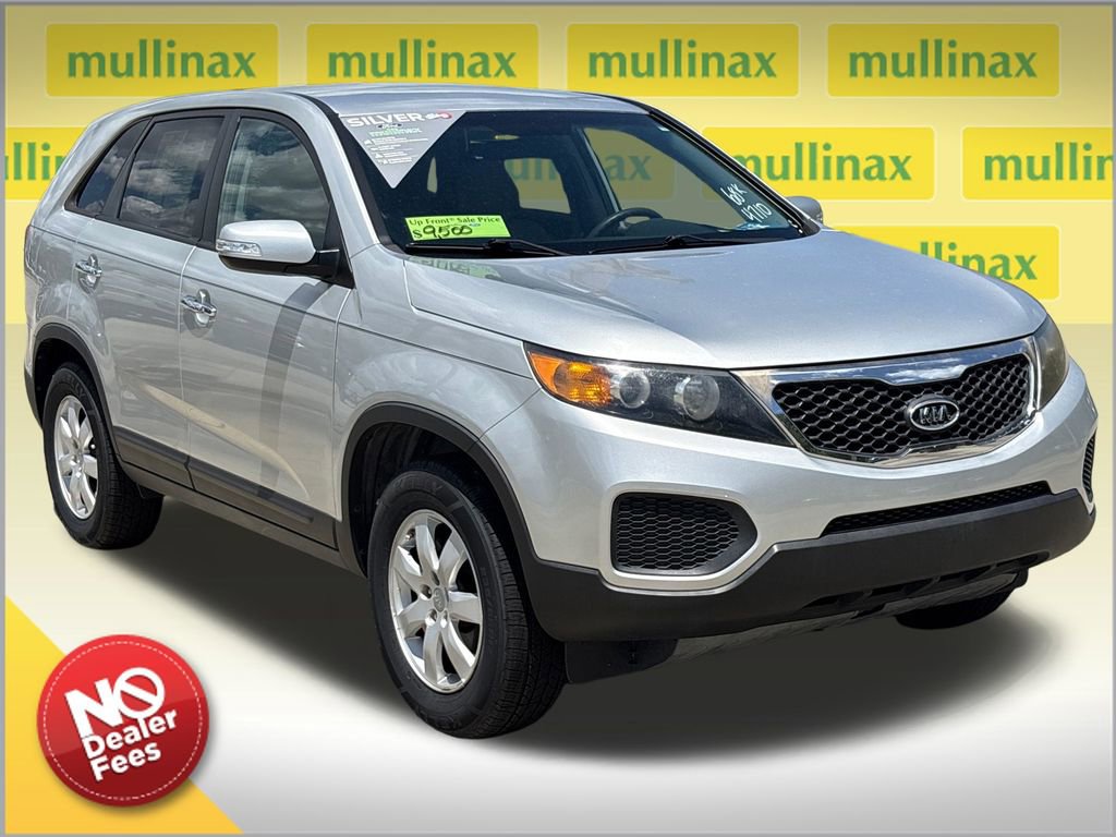 Used 2013 Kia Sorento LX w/ Third Row Pkg