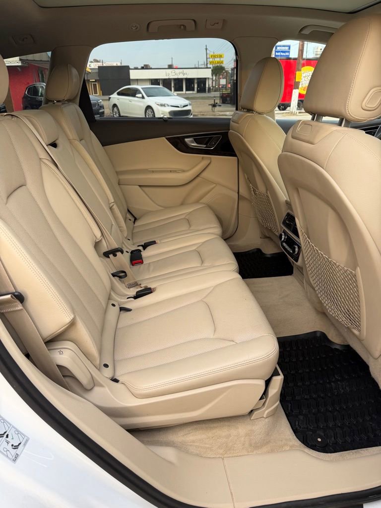 Used 2017 Audi Q7 3.0T Premium Plus image 15