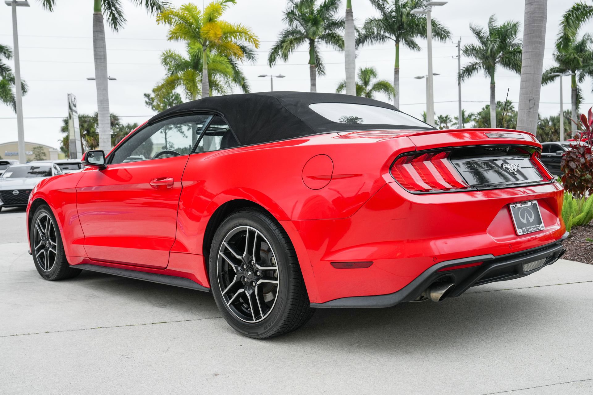 Used 2020 Ford Mustang Premium image 26
