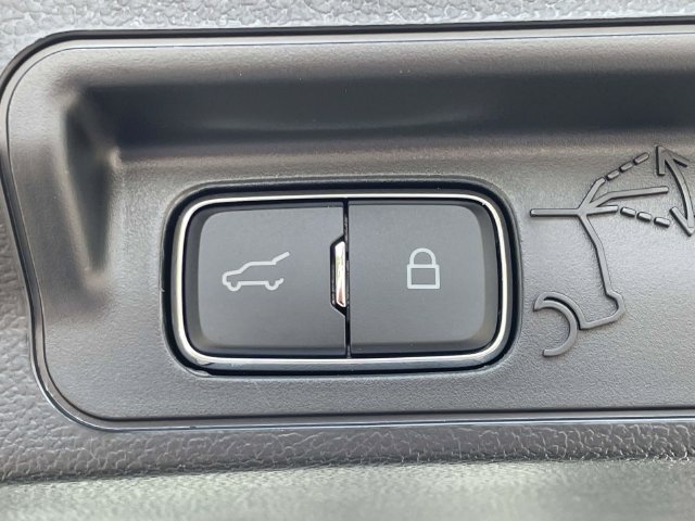New 2026 Ford Explorer Platinum RWD image 10