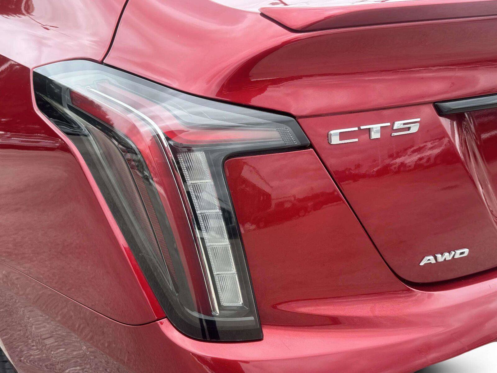 Used 2023 Cadillac CT5 V w/ Platinum Package AWD/4WD image 17