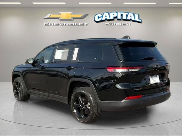 Used 2024 Jeep Grand Cherokee L Altitude AWD/4WD image 3