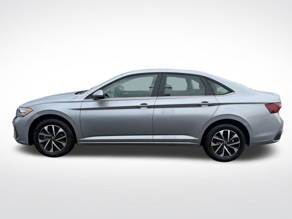Used 2024 Volkswagen Jetta S FWD image 3