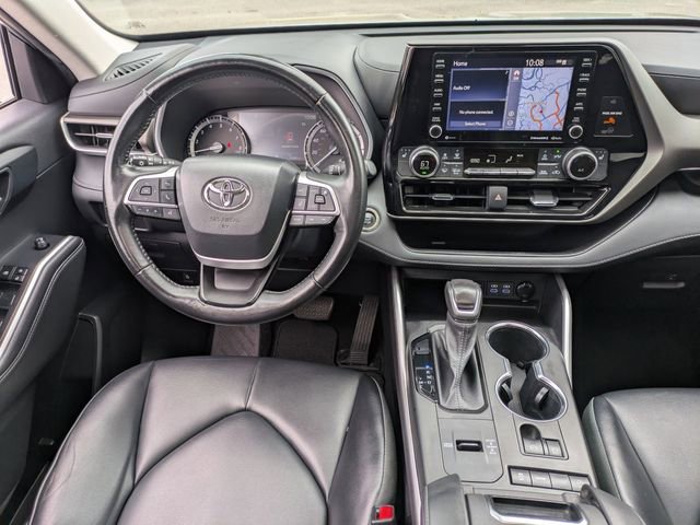 Used 2022 Toyota Highlander XLE image 22