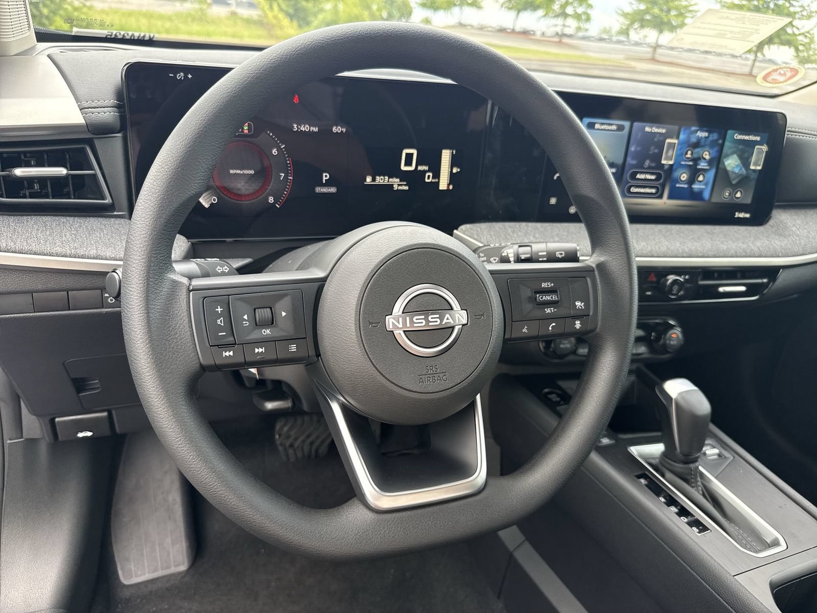 New 2026 Nissan Kicks SV w/ Interior Electronics Package AWD/4WD image 22