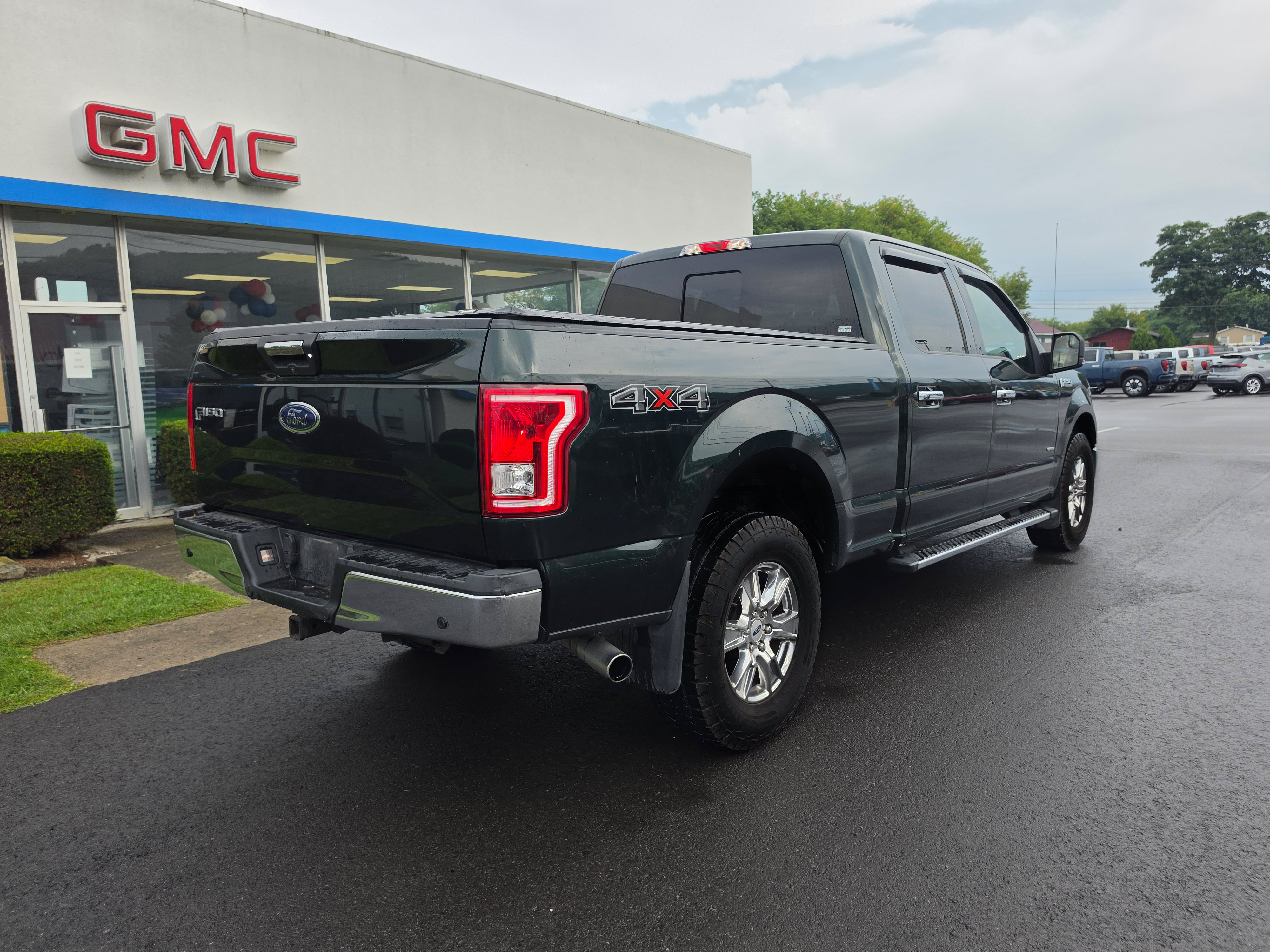 Used 2016 Ford F150 XLT w/ Equipment Group 301A Mid AWD/4WD image 3