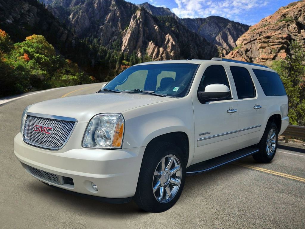 Used 2011 GMC Yukon XL Denali image 5