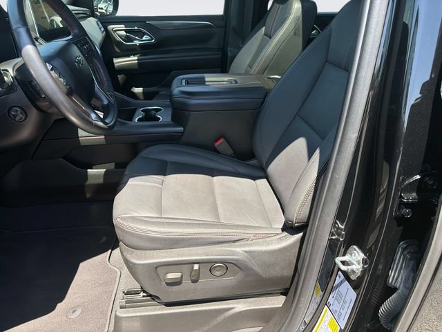 Used 2022 Chevrolet Tahoe RST w/ Luxury Package AWD/4WD image 23