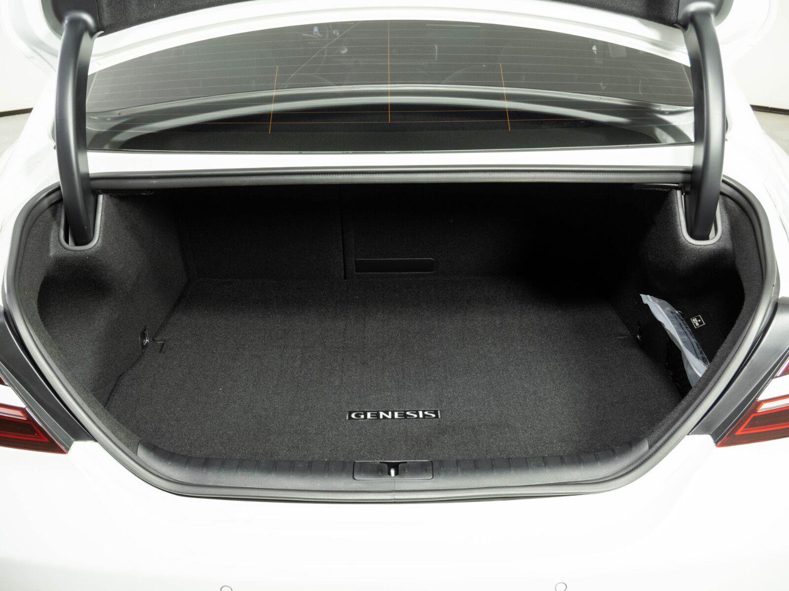Used 2026 Genesis G70 2.5T Prestige RWD image 30