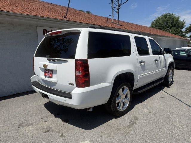 Used 2012 Chevrolet Suburban LT w/ All-Star Edition RWD image 4