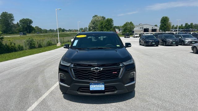 Certified 2023 Chevrolet Traverse RS image 2